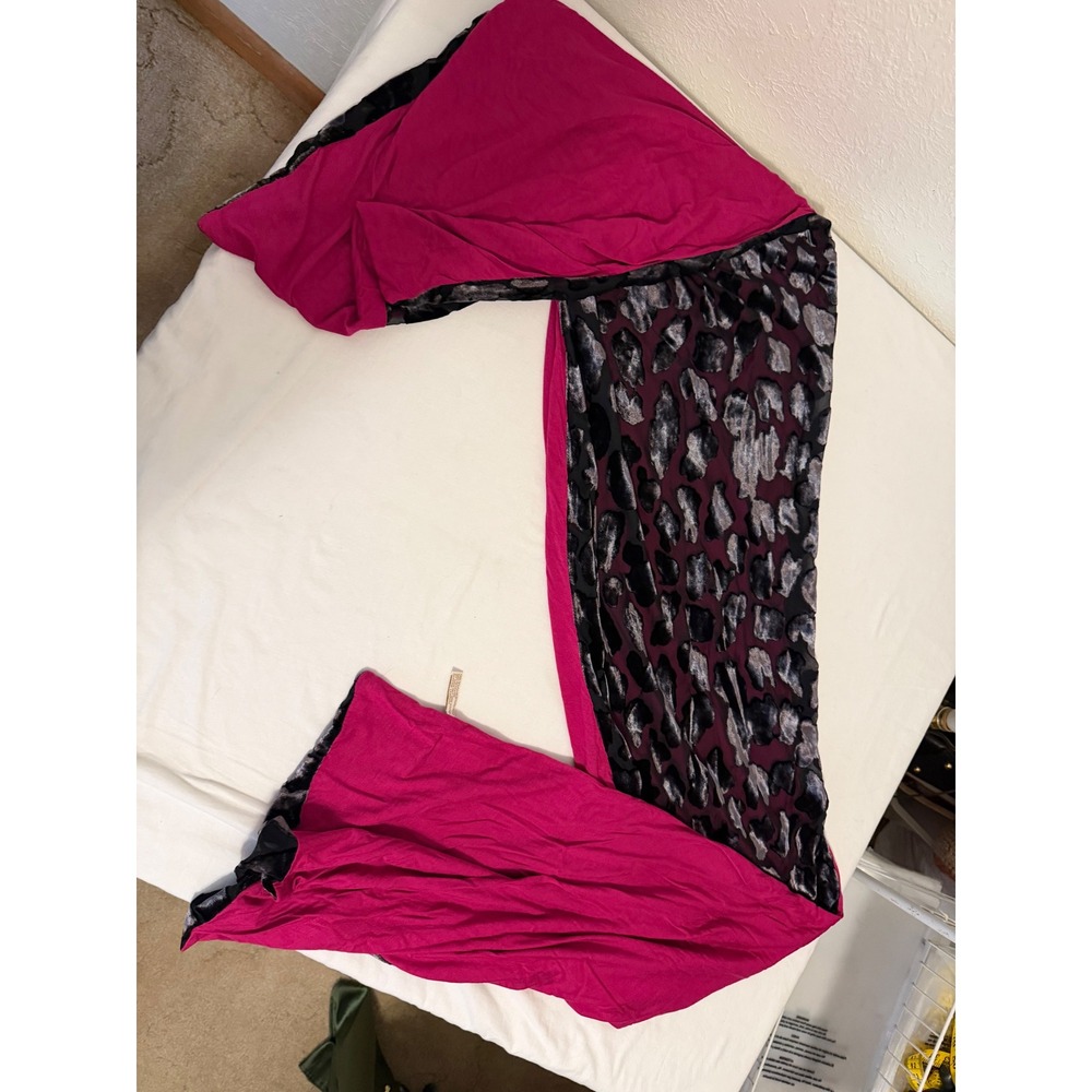Collection Eighteen Magenta Burnout Velvet Leopard Print Scarf Animal Pattern